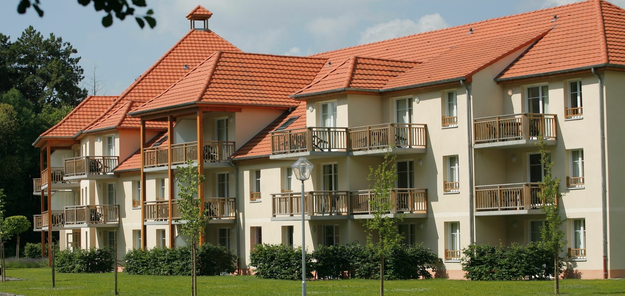 Residence Vtf Les Allees Du Green Levernois Εξωτερικό φωτογραφία