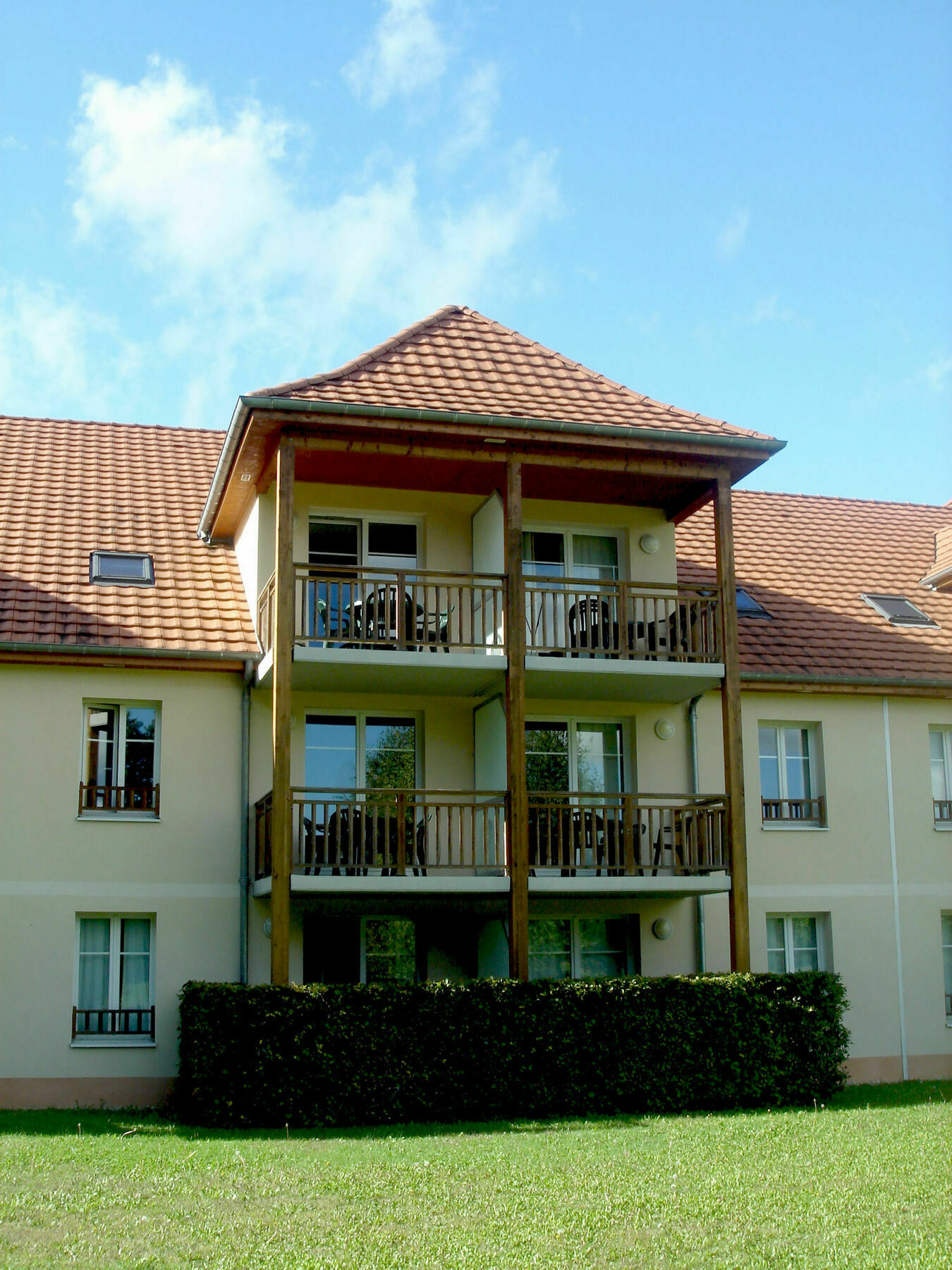 Residence Vtf Les Allees Du Green Levernois Εξωτερικό φωτογραφία
