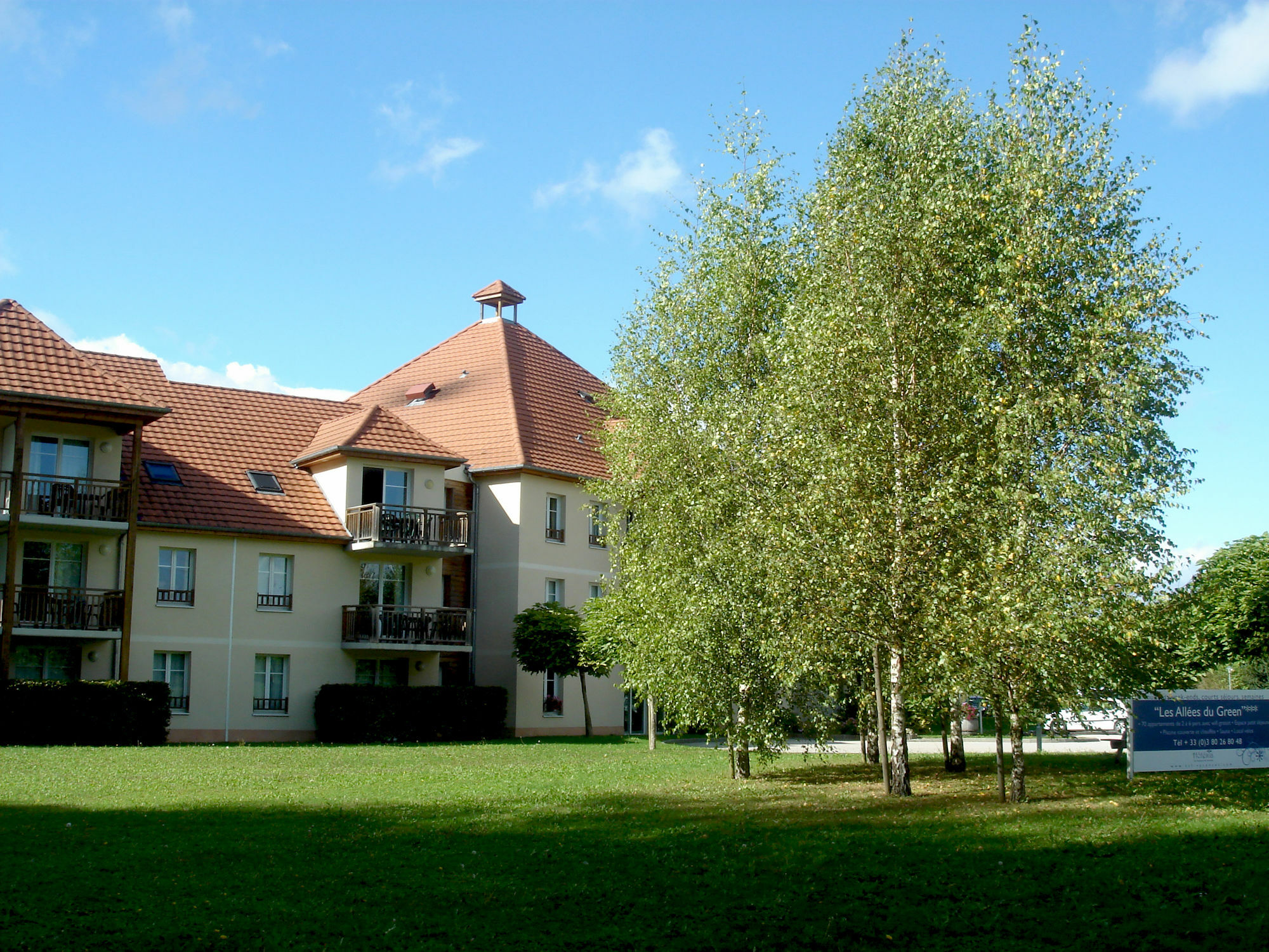 Residence Vtf Les Allees Du Green Levernois Εξωτερικό φωτογραφία